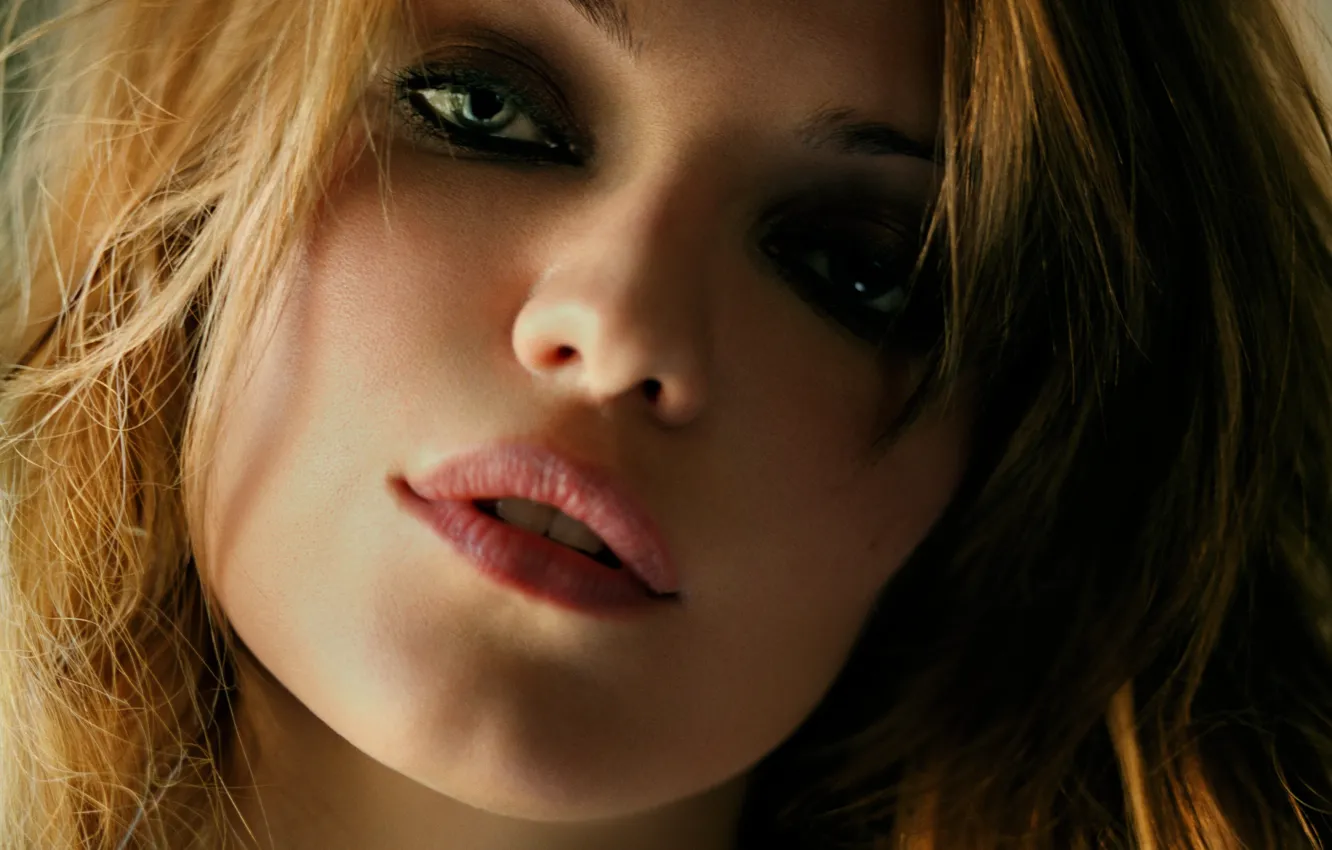 Фото обои eyes, beauty, lips, hair, look, actress, Ивана Миличевич, Ivana Milicevic
