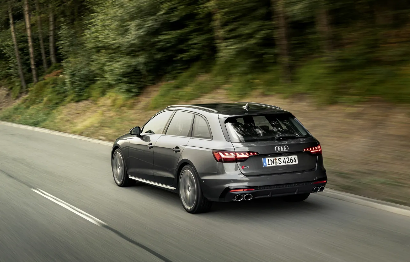 Фото обои Audi, скорость, универсал, 2019, A4 Avant, S4 Avant