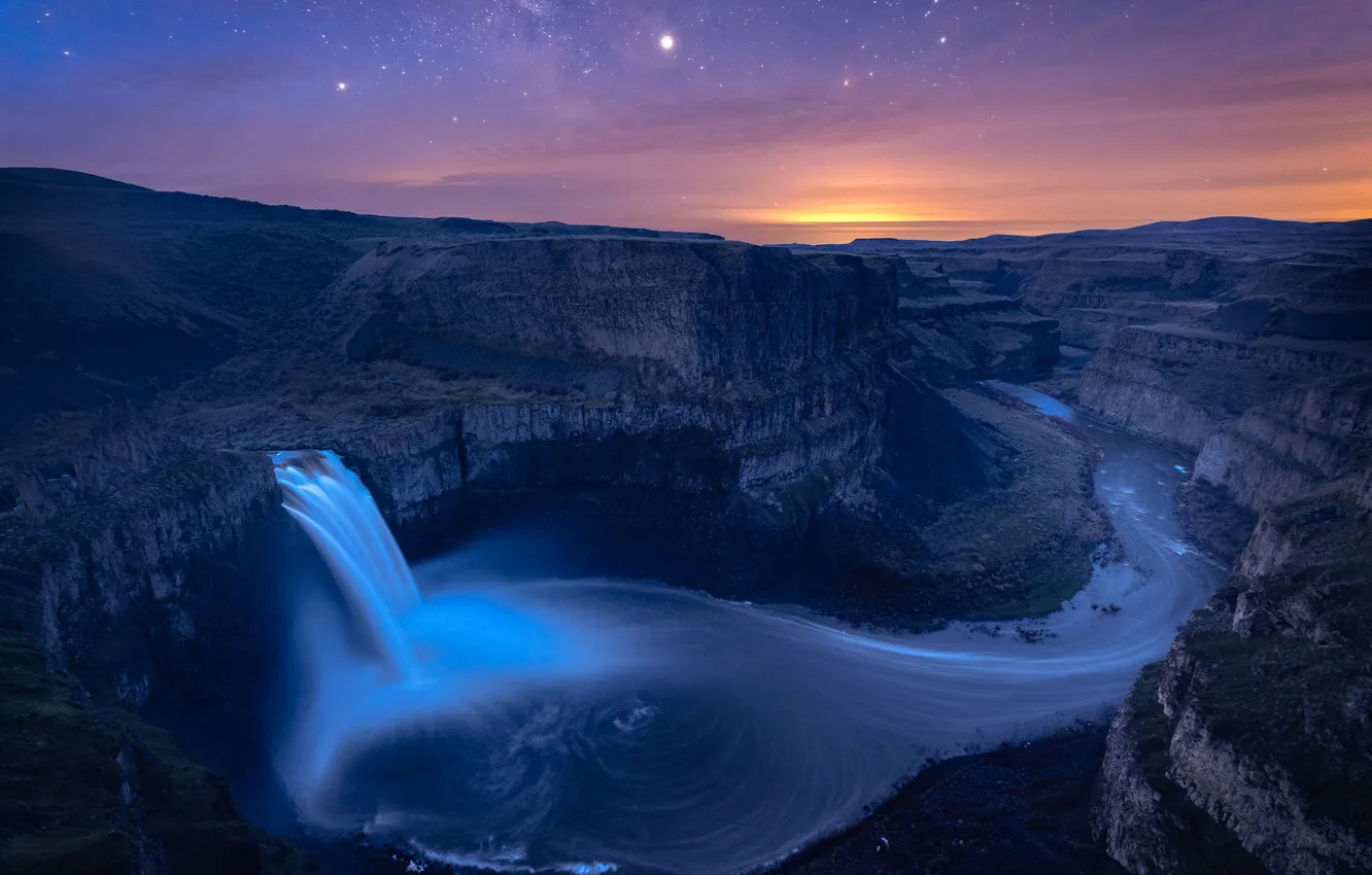 Фото обои небо, ночь, водопад