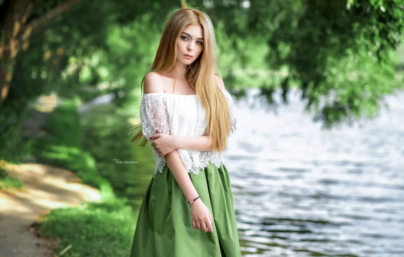 Фото обои вода, девушка, деревья, блондинка, Maksim Romanov