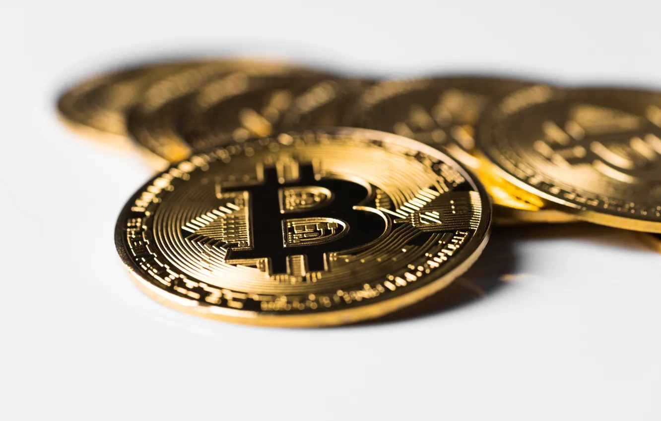 Фото обои монеты, золотой, биткоин