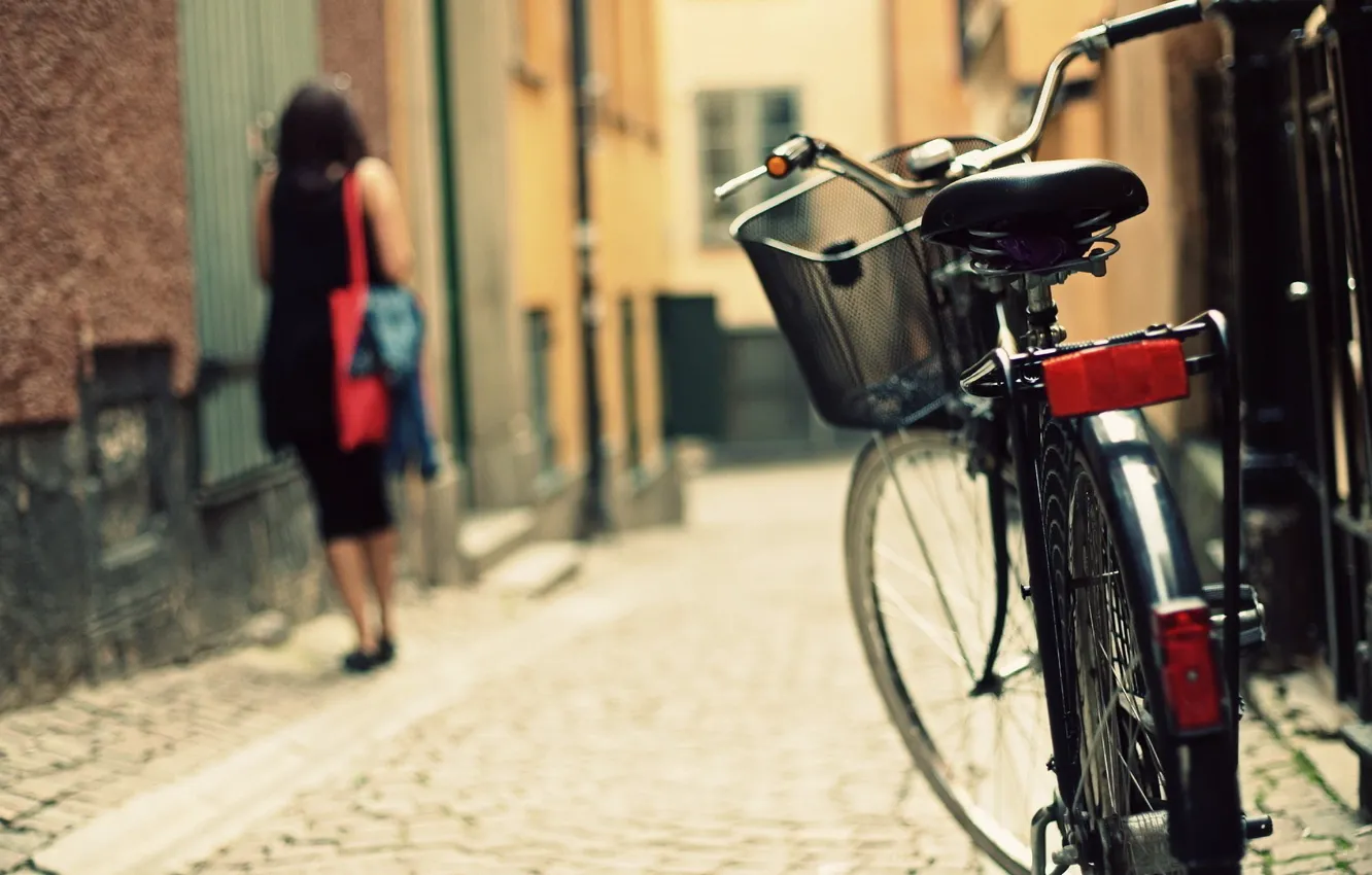Фото обои велосипед, город, улица, bicycle, photography, bike, woman, street
