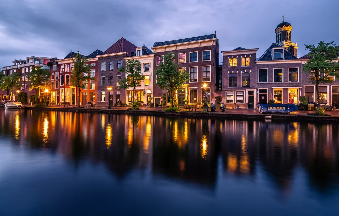 Фото обои река, здания, дома, Нидерланды, ночной город, набережная, Netherlands, Лейден