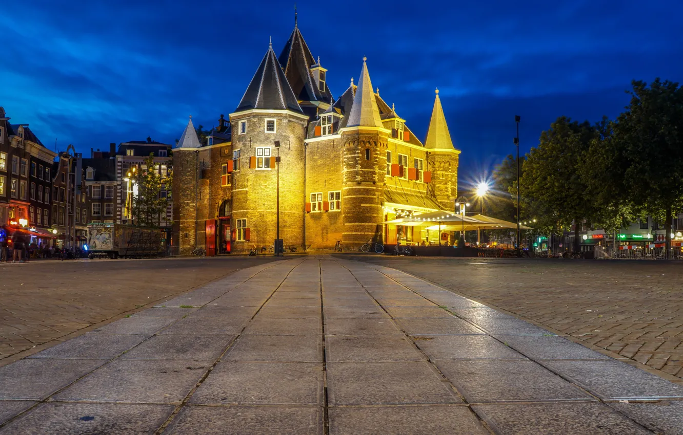Фото обои город, здание, вечер, освещение, площадь, Амстердам, Нидерланды, Голландия