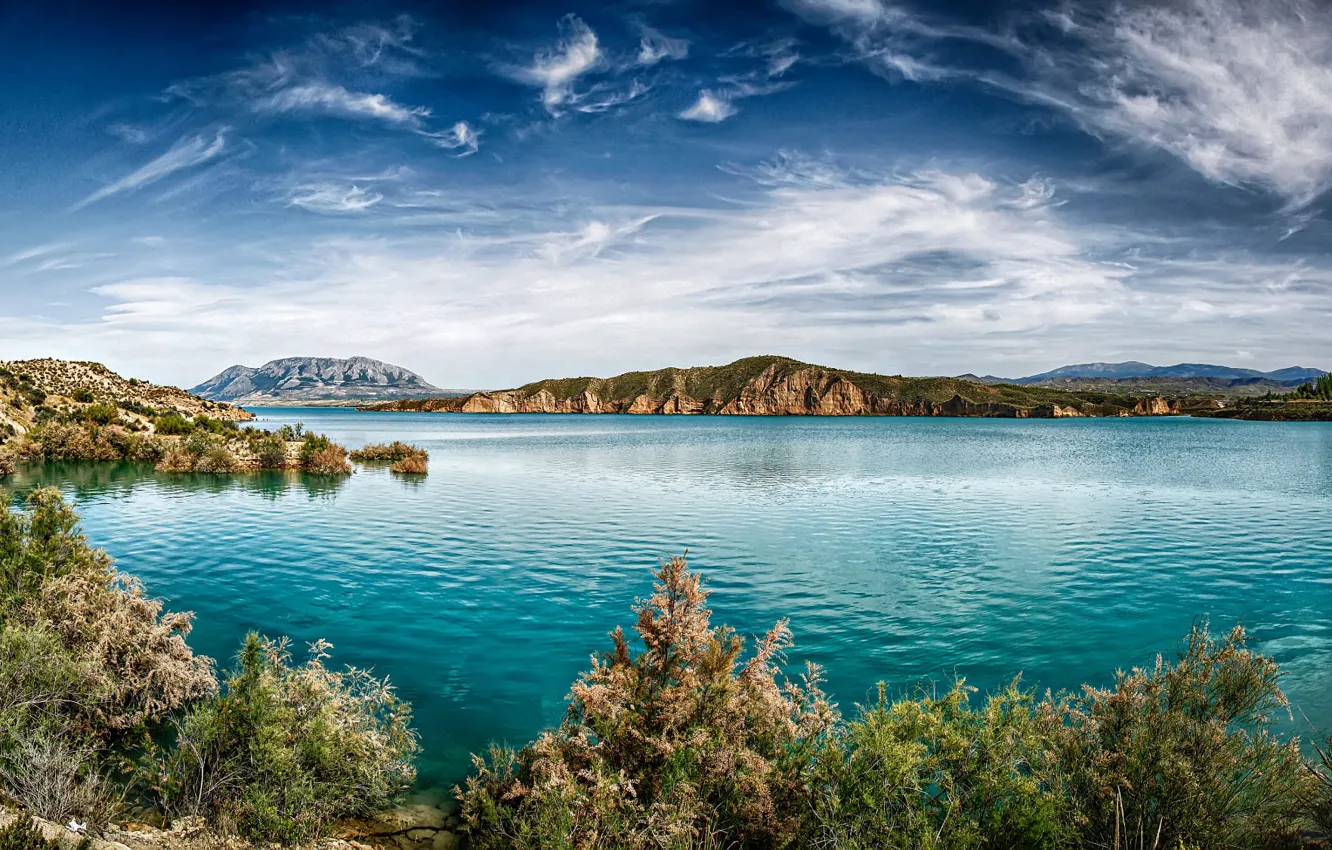Фото обои облака, пейзаж, горы, природа, озеро, растительность, Испания, Малага