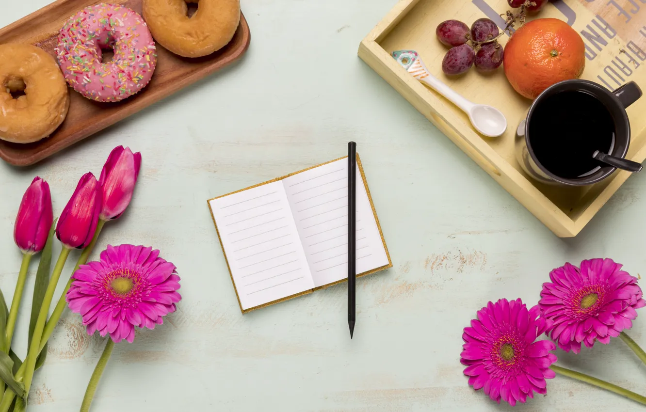 Фото обои цветы, завтрак, ручка, блокнот, кефе