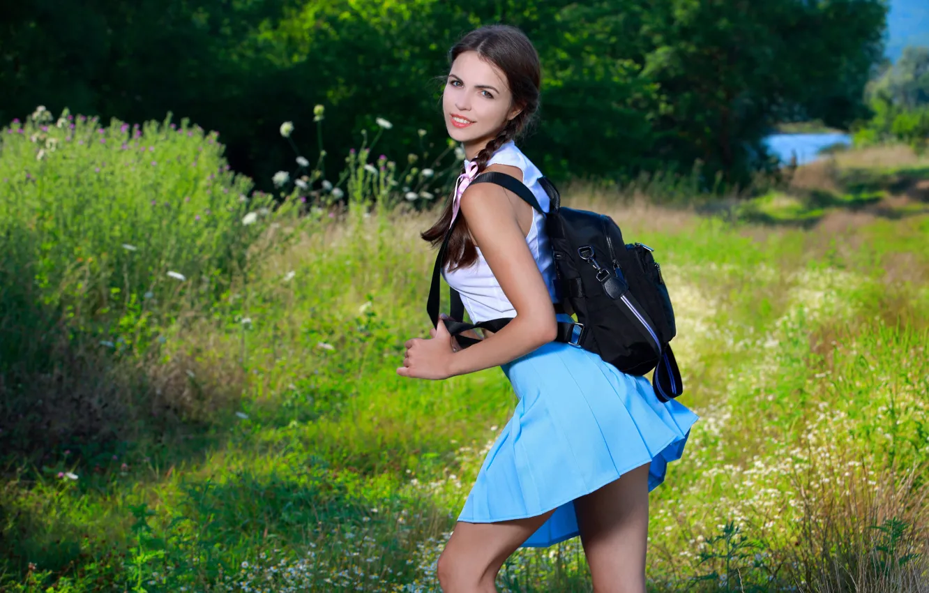 Фото обои grass, forest, hot girl, trees, nature, model, brunette, greenery