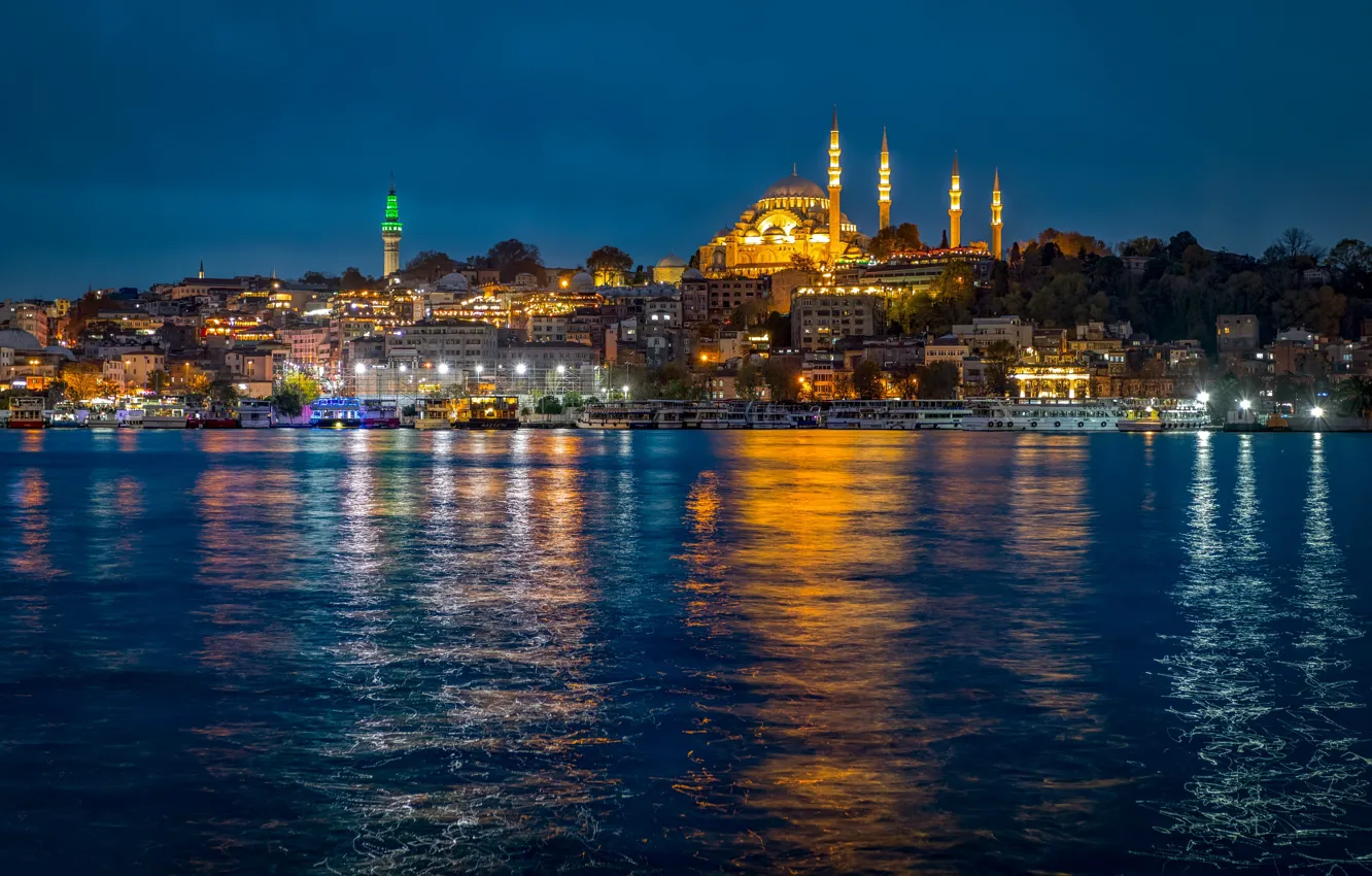 Фото обои город, пролив, вечер, освещение, мечеть, Стамбул, Турция, Босфор