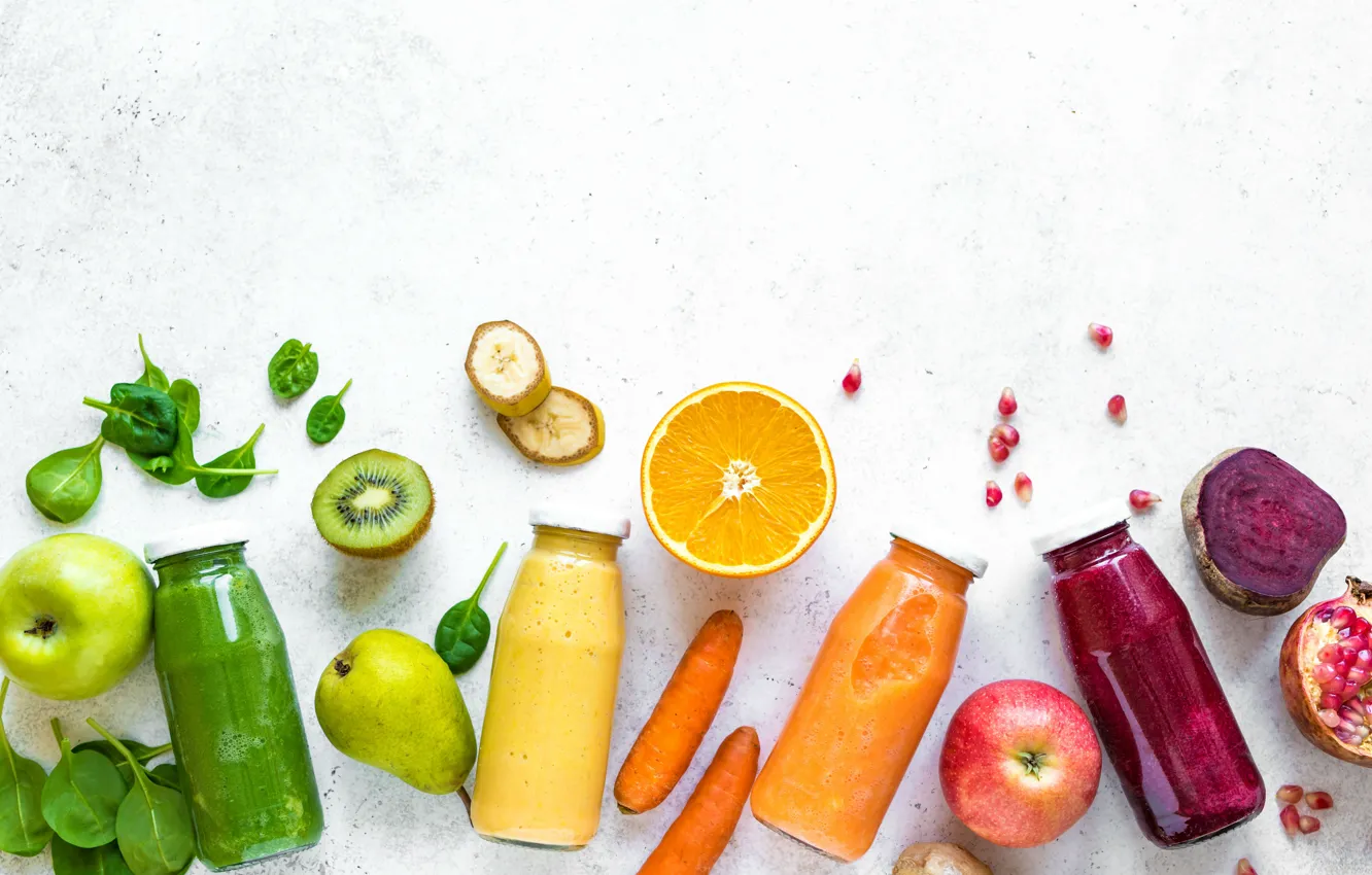 Фото обои сок, бутылки, фрукты, светлый фон, фруктовый, смузи, овощной