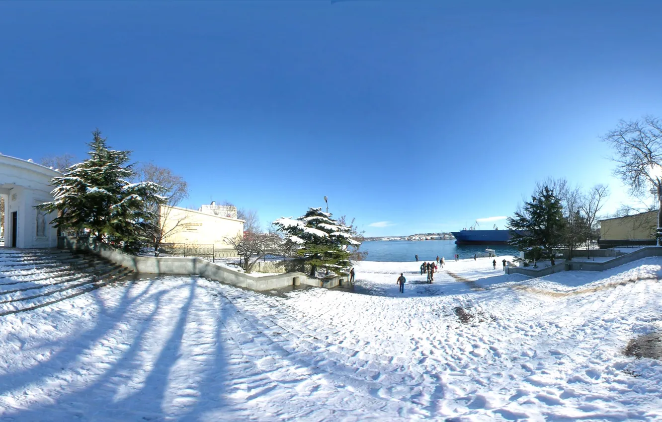 Фото обои зима, море, снег, деревья, корабли, ели, колонны