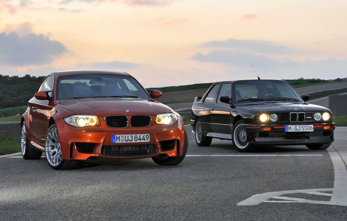 Фото обои BMW, Улица, БМВ, Оранжевый, Чёрный, 1 Series, Передок, Два