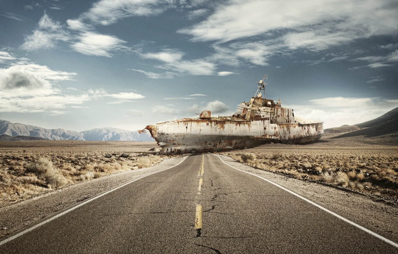 Фото обои дорога, корабль, остов, суша, War Game, Leo Caillard