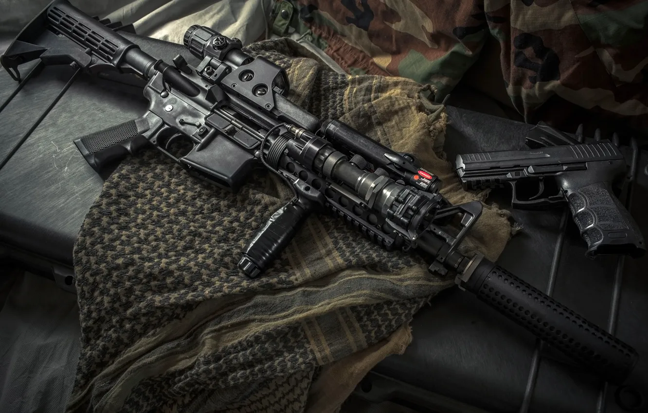 Фото обои military, assault rifle, military accessories