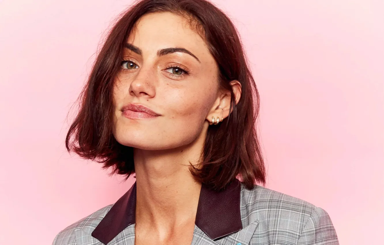 Фото обои взгляд, девушка, поза, макияж, актриса, брюнетка, hair, Phoebe Tonkin
