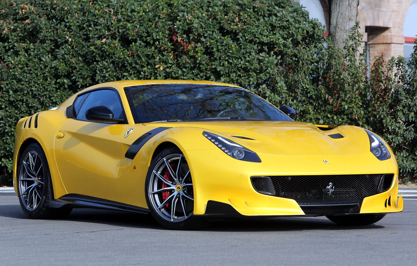 Фото обои car, Ferrari, yellow, super, F12tdf