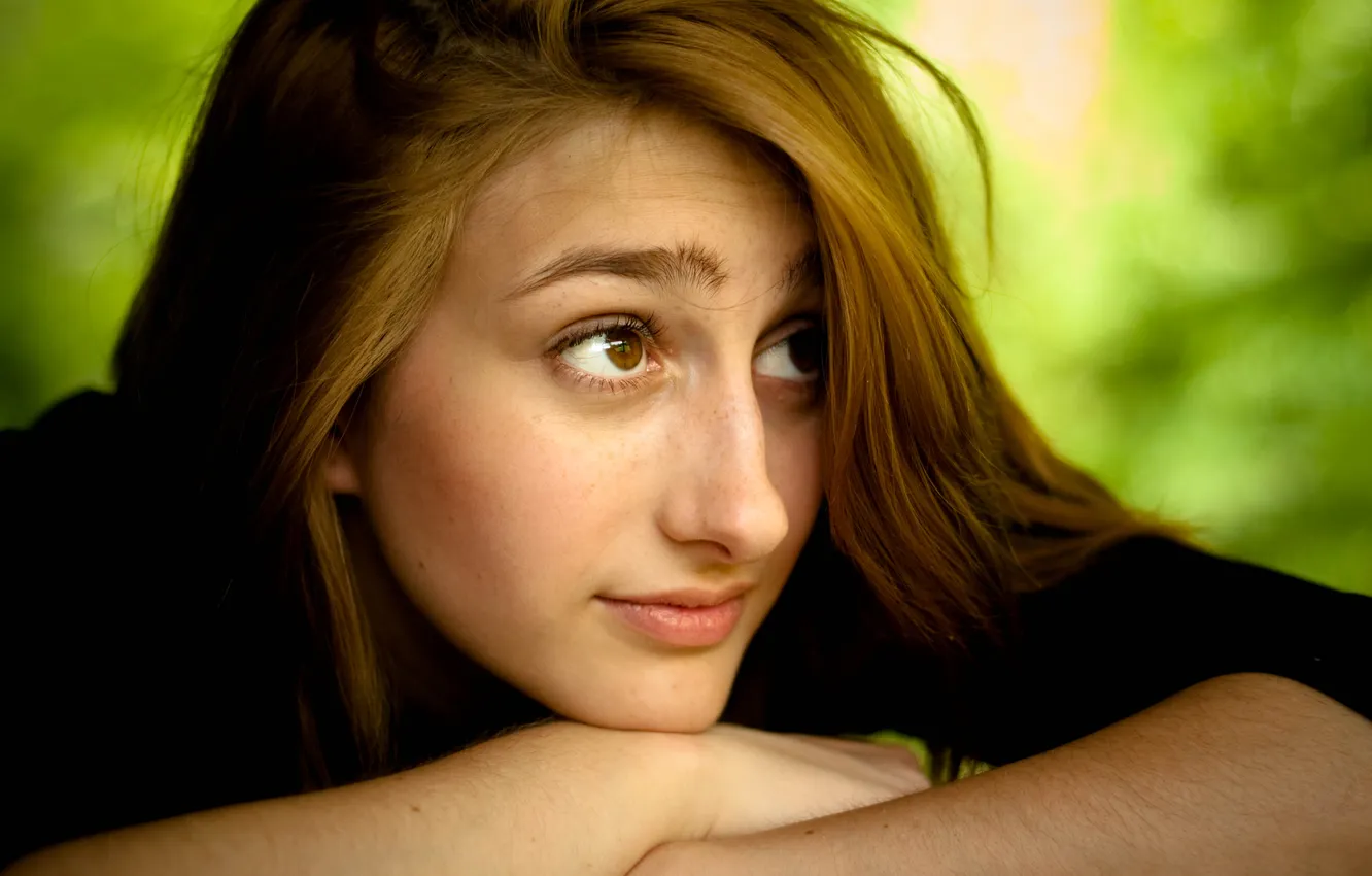 Фото обои girl, woman, beautiful, portrait, senior