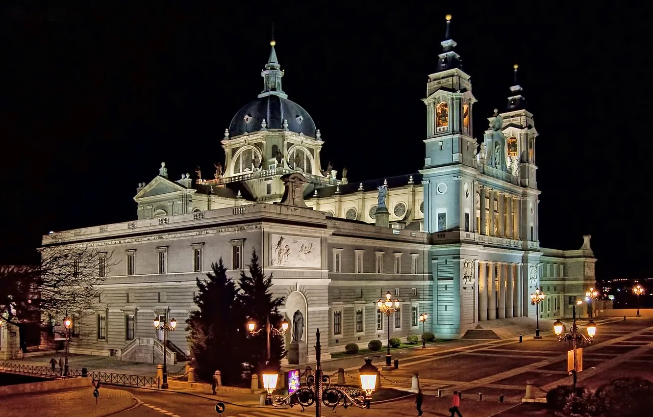 Фото обои ночь, огни, площадь, фонари, собор, Испания, дворец