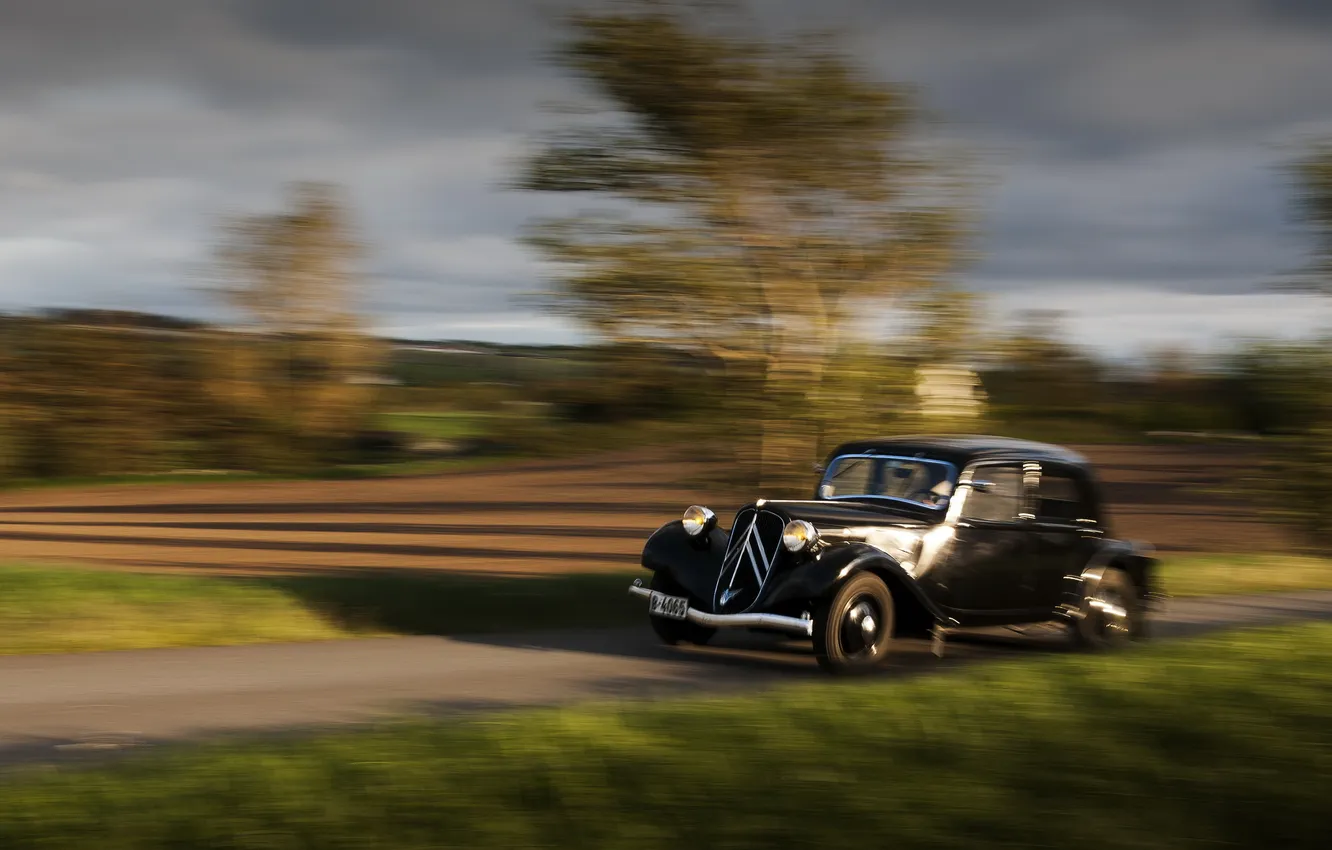 Фото обои дорога, машина, движение, Citroën 11 Traction Avant 1934