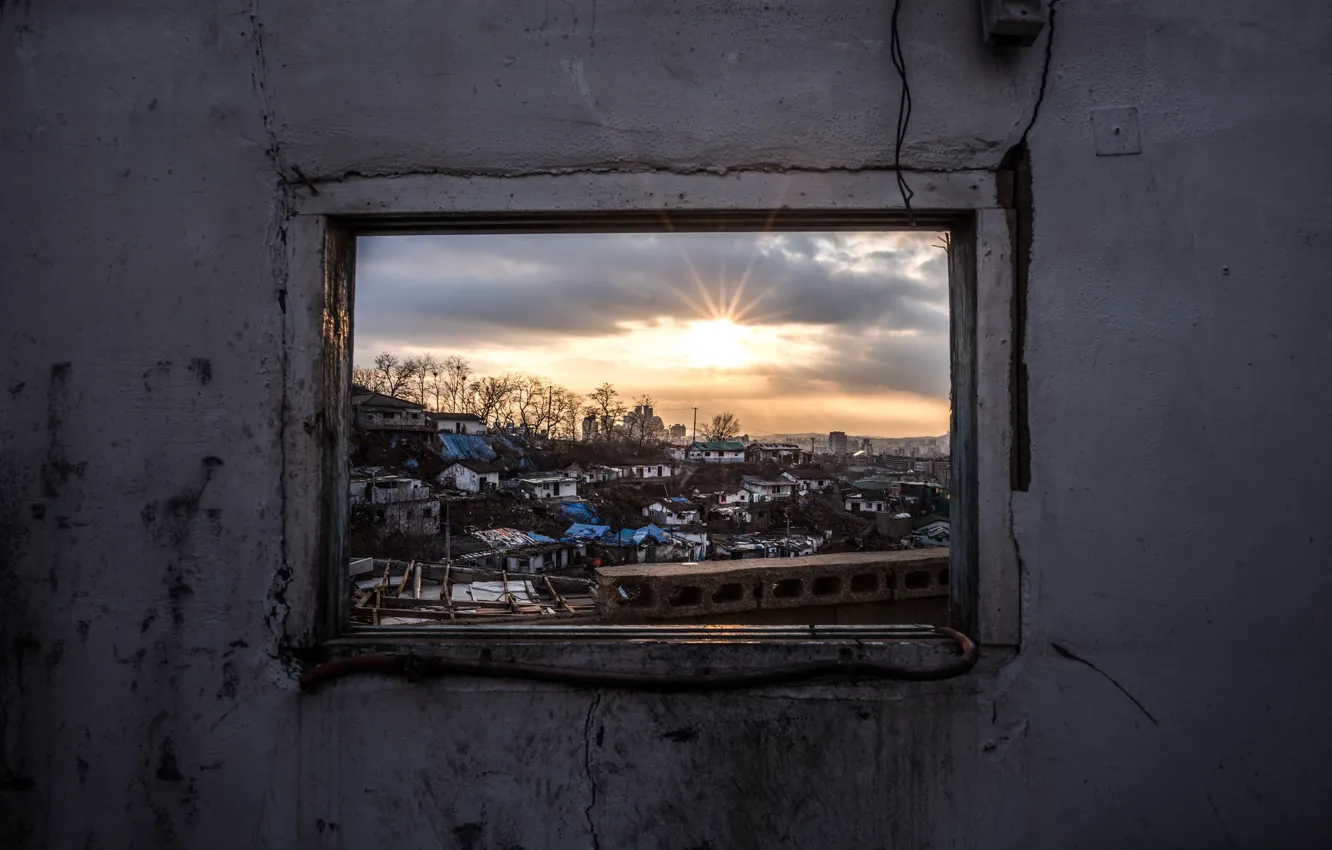 Фото обои стена, вид, дома, окно