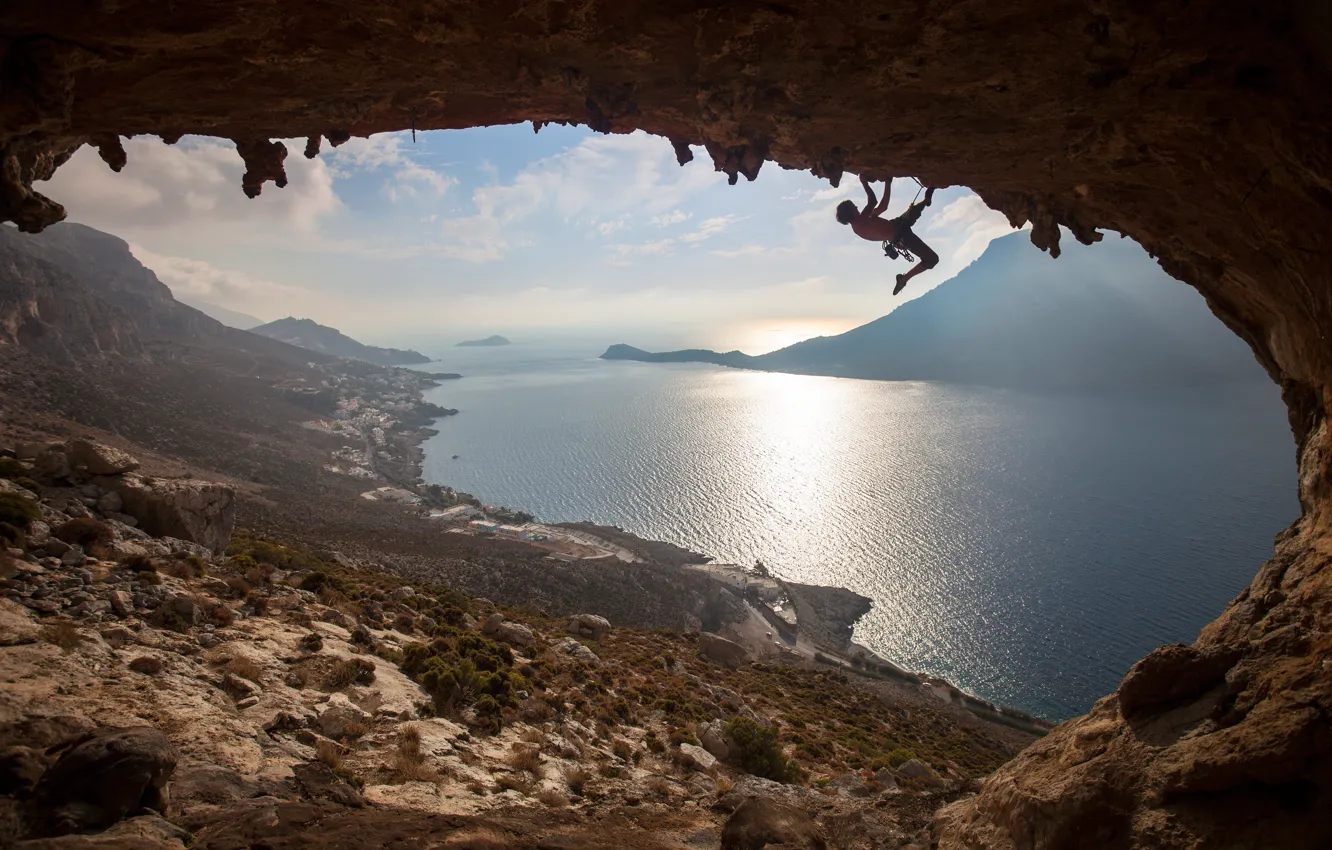 Фото обои man, Cave, mountaineering