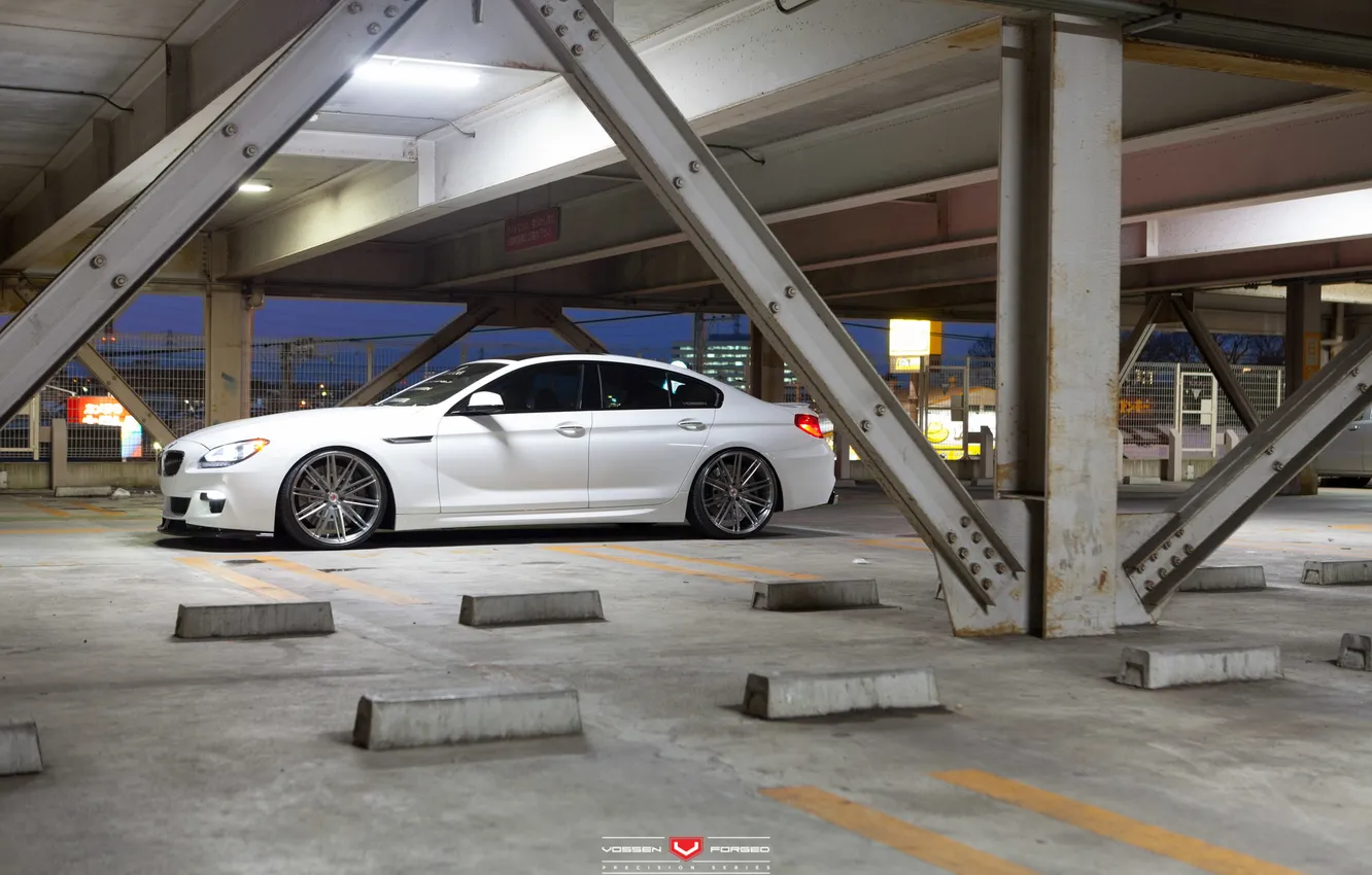 Фото обои машина, авто, BMW, БМВ, парковка, wheels, диски, auto