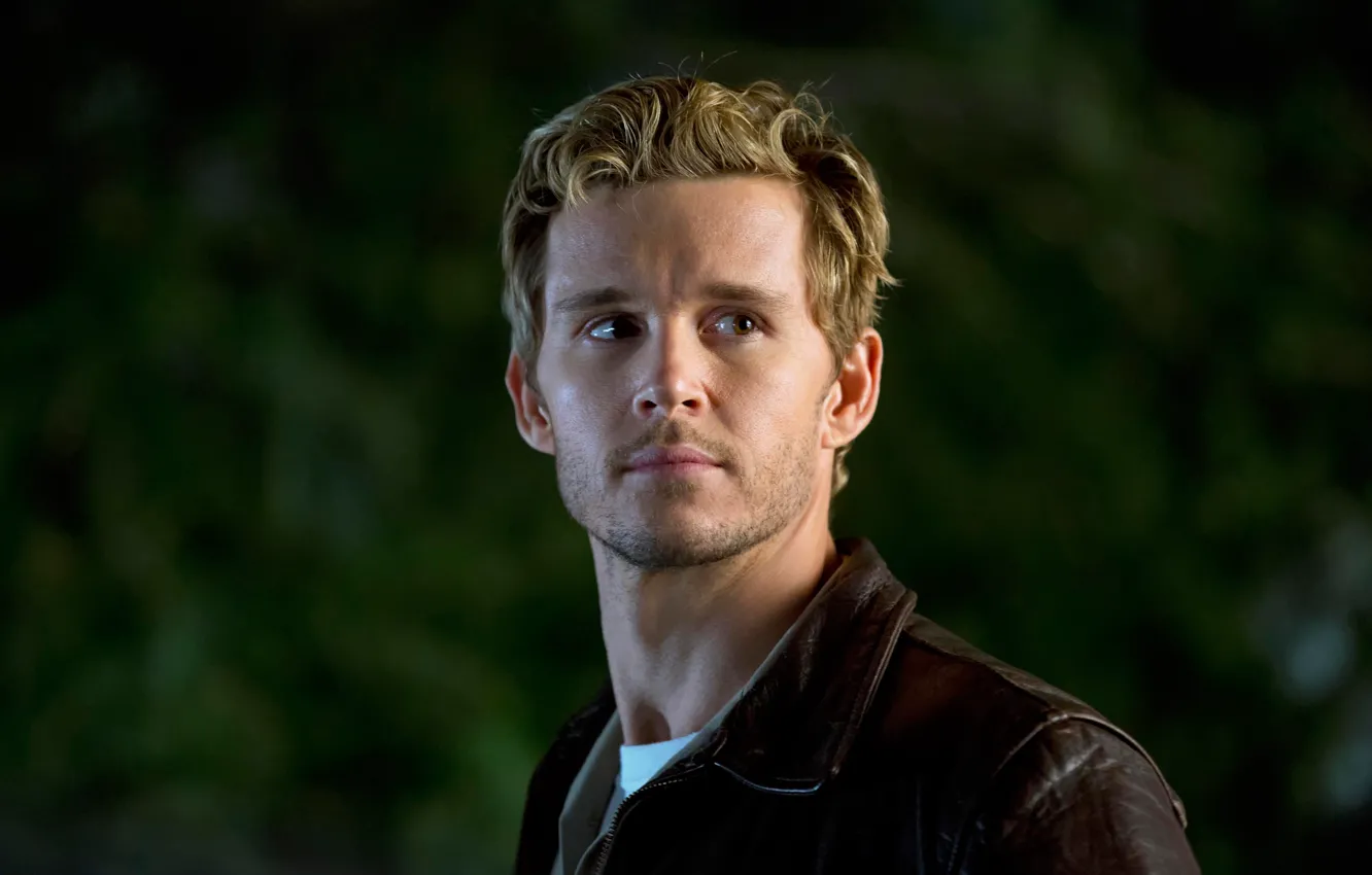 Фото обои взгляд, портрет, Ryan Kwanten