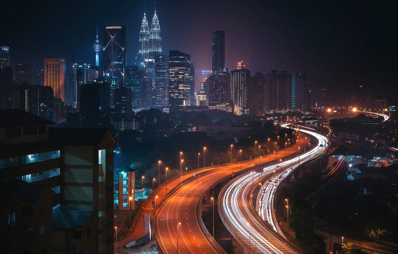 Фото обои дорога, ночь, город, огни, Малайзия, Куала Лумпур