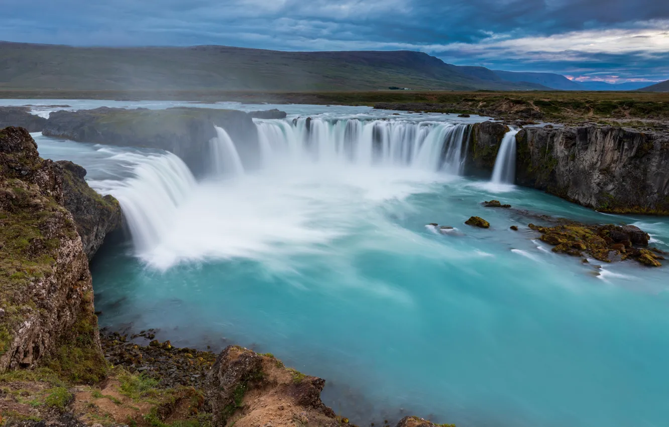 Фото обои брызги, поток, Исландия, водопад Годафосс