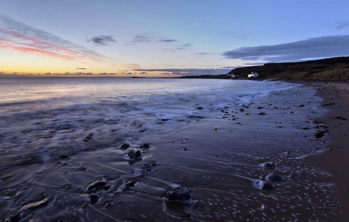 Фото обои песок, море, пляж, закат, камни