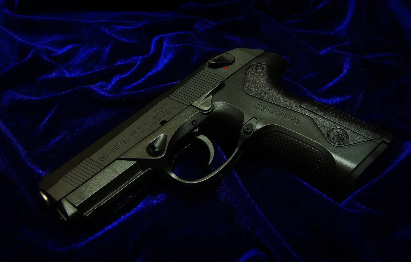 Фото обои пистолет, ткань, Beretta, самозарядный
