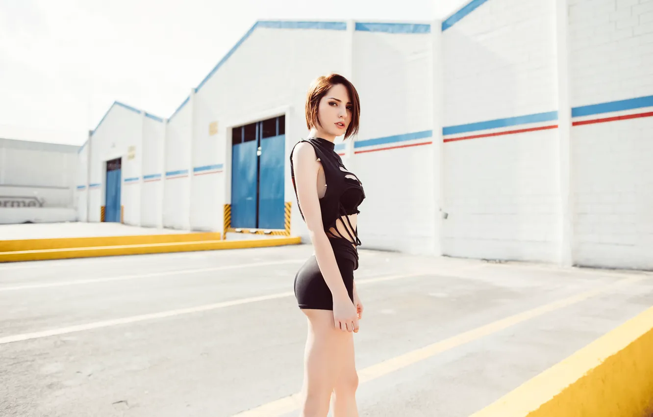 Фото обои попа, модель, шорты, ножки, Susana Lezama