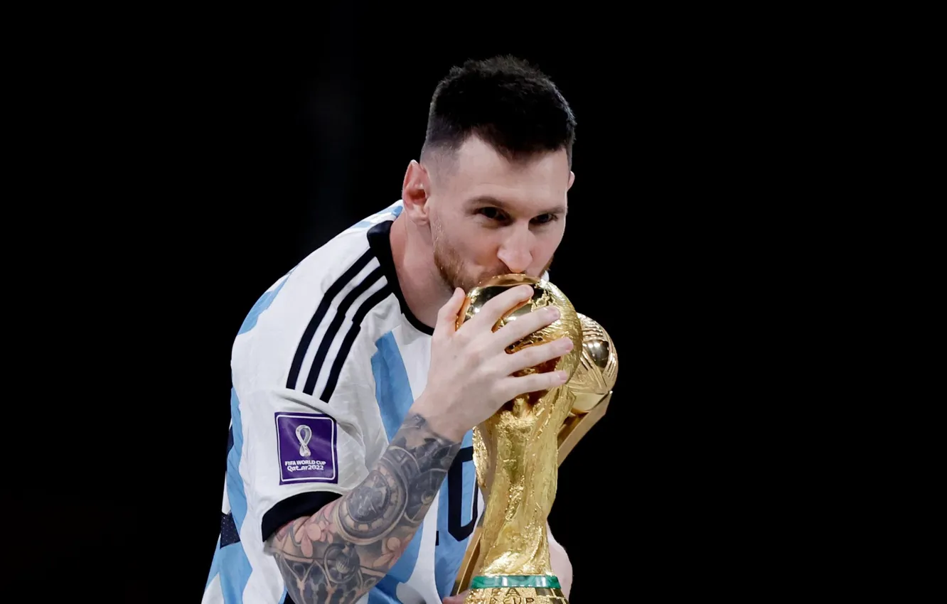 Фото обои поцелуй, kiss, Lionel Messi, Катар, Лионел Месси, Кубок Мира