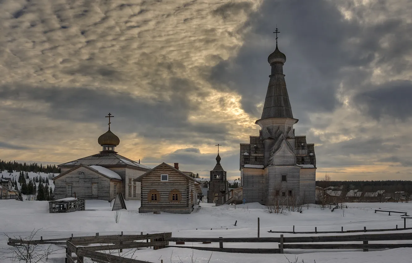 Фото обои весна, вечер, церковь, посёлок, Мурманская область, Варзуга