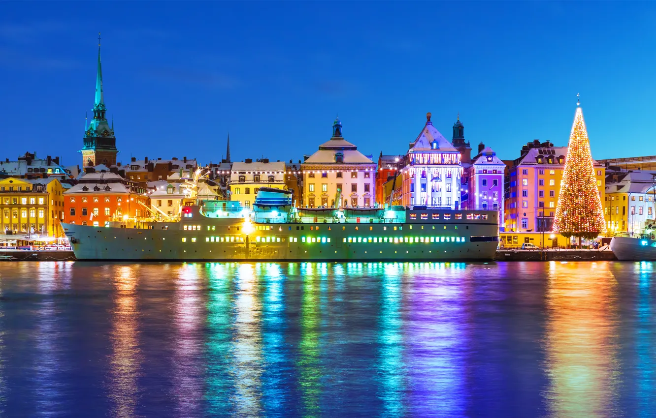 Фото обои украшения, city, город, lights, улица, елка, новый год, Рождество