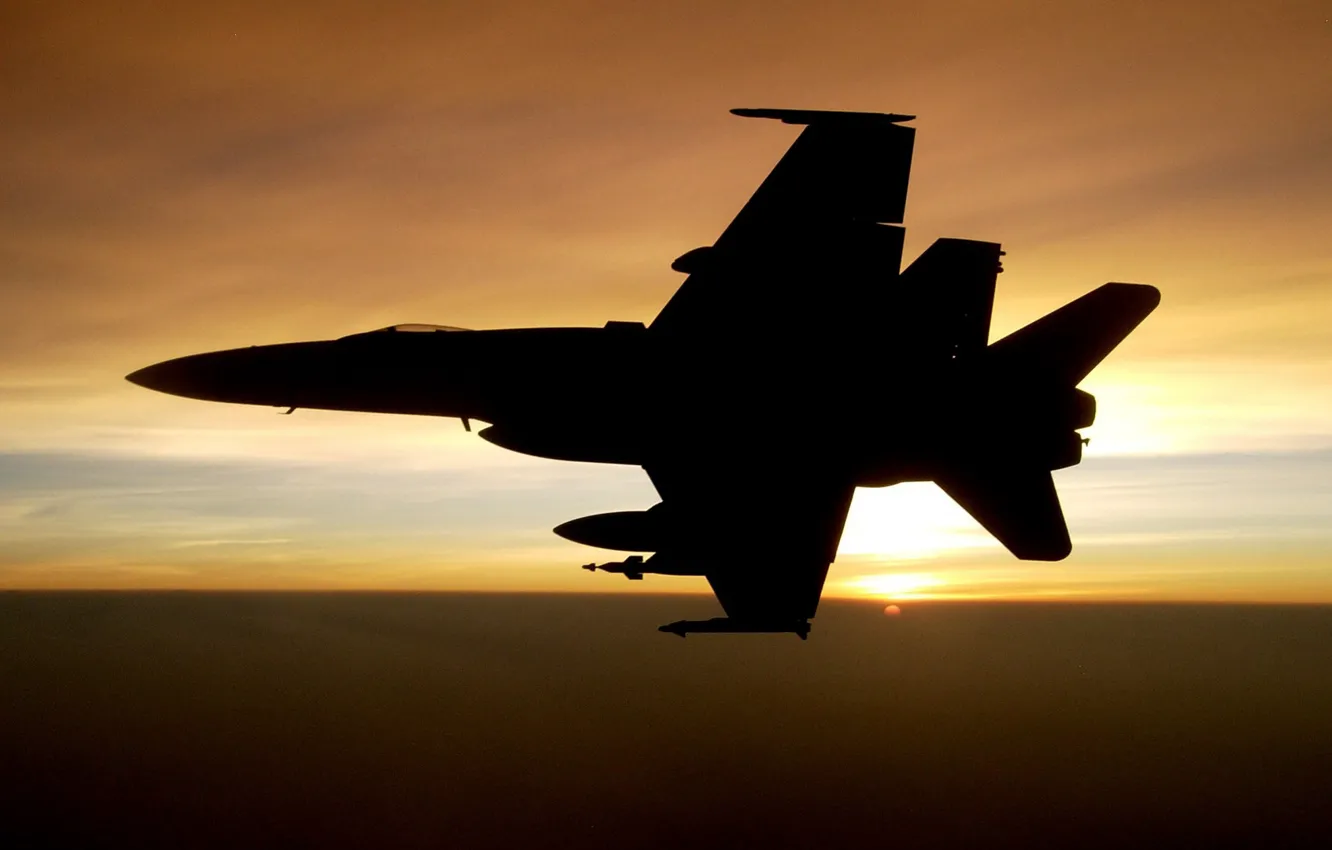 Фото обои облака, закат, самолет, силуэт, зарево, F/A-18 Hornet