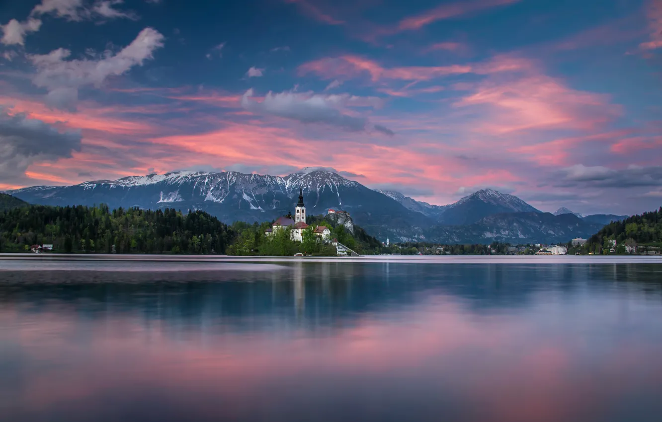 Фото обои закат, горы, озеро, остров, Словения, Lake Bled, Slovenia, Бледское озеро