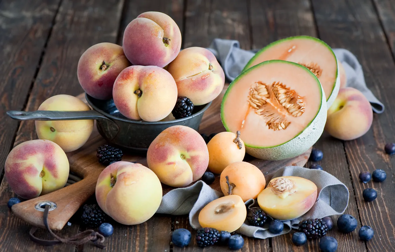 Фото обои черника, абрикос, персик, ежевика, melon, peach, дыня, blueberry