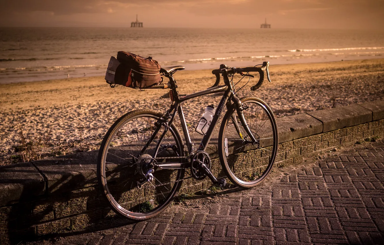 Фото обои море, велосипед, берег