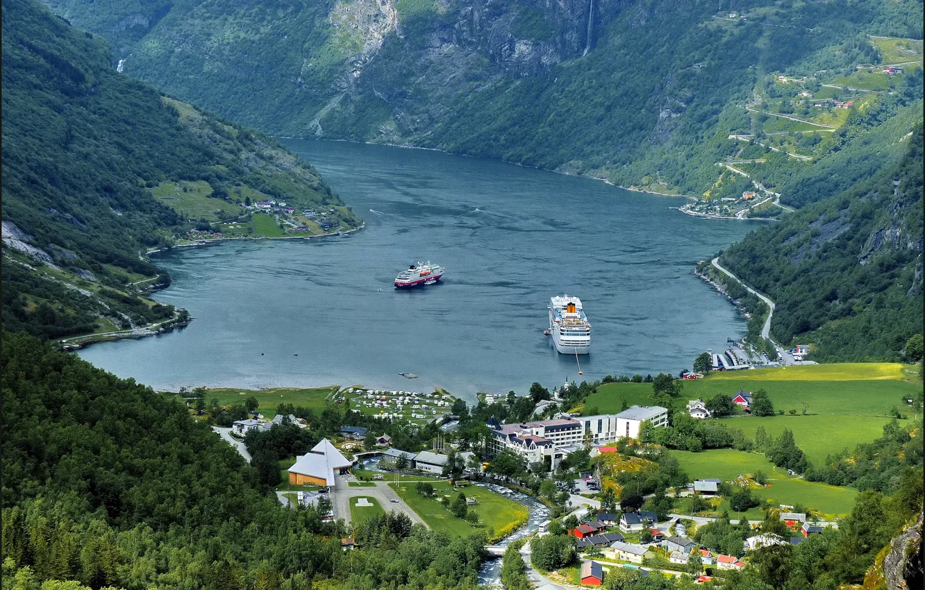 Фото обои горы, поля, дома, корабли, Норвегия, панорама, леса, фьорд