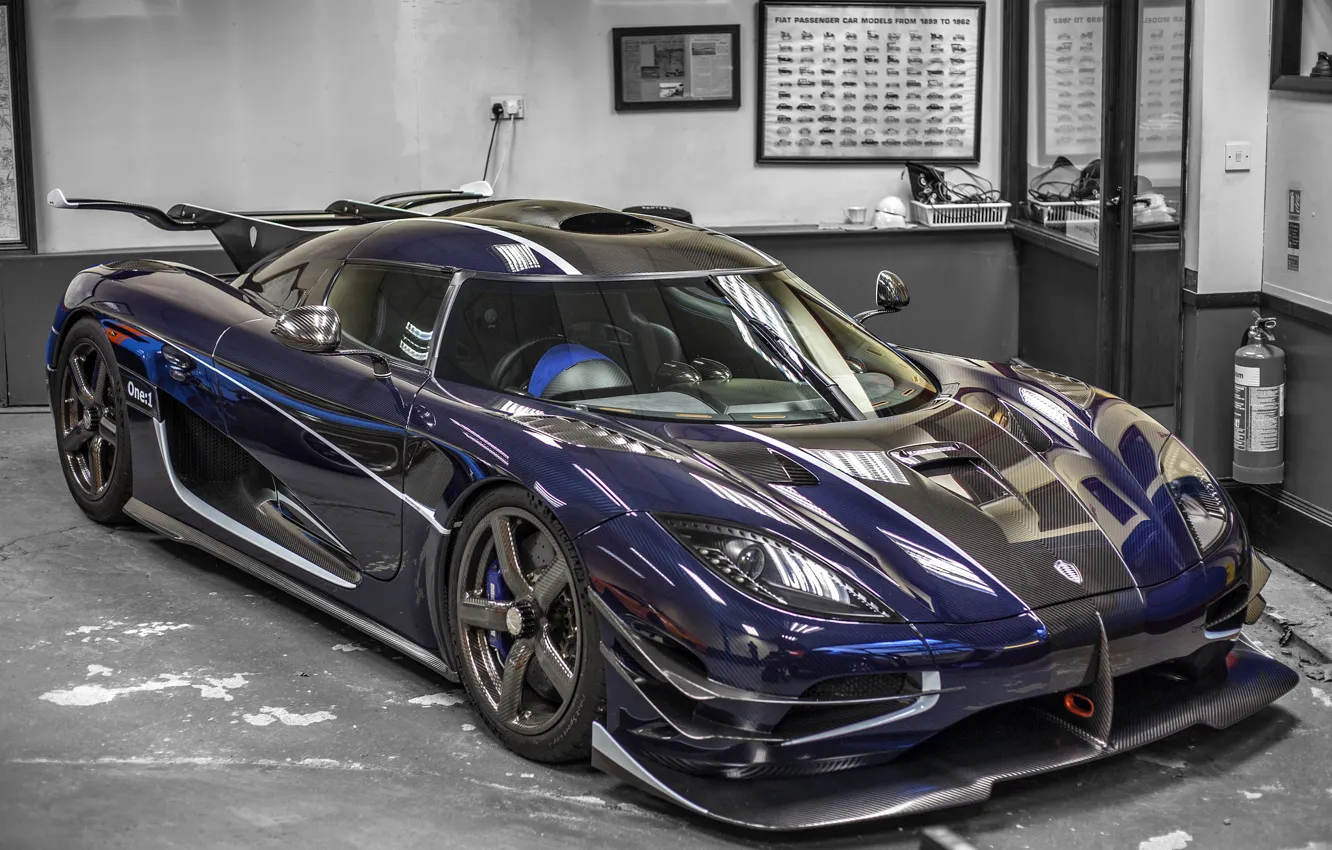 Фото обои Koenigsegg, Carbon, Blue, Garage, One 1