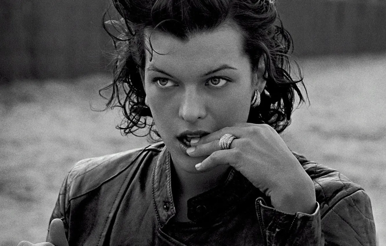 Фото обои модель, зерно, актриса, черно-белое, Милла Йовович, Milla Jovovich