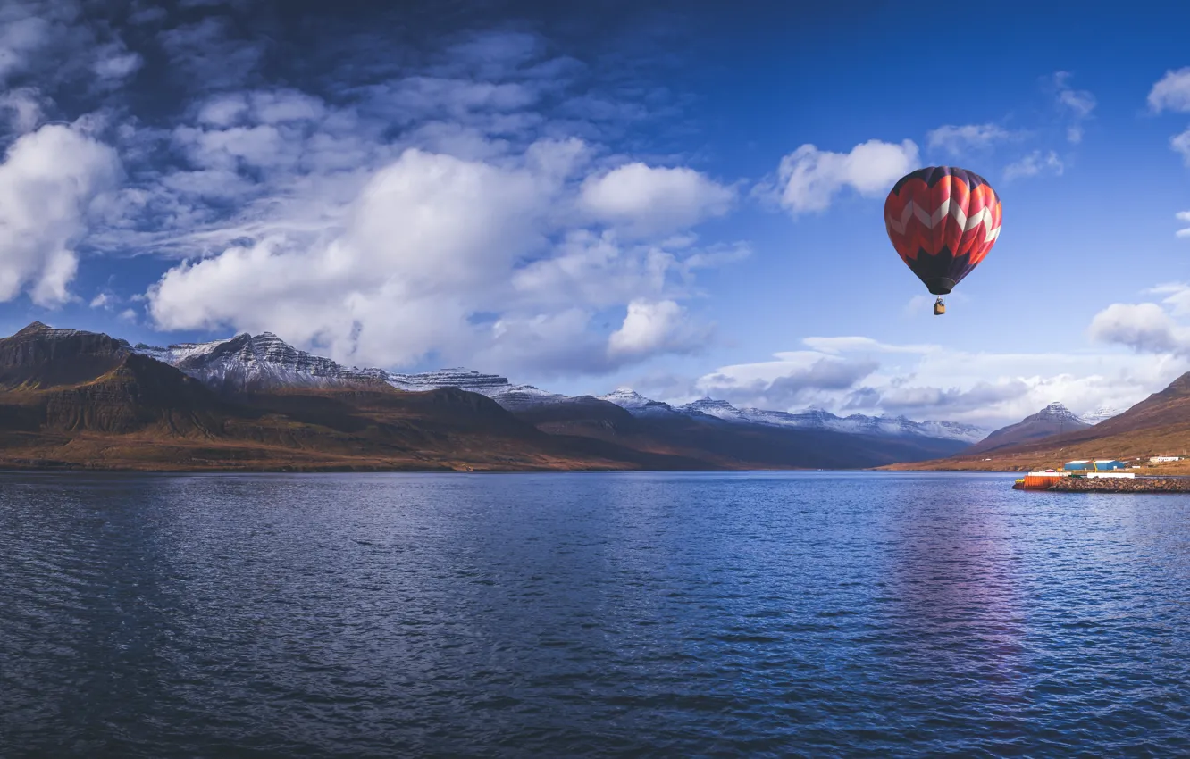 Фото обои горы, воздушный шар, Исландия, Iceland, фьорд, Рейдарфьордюр, Reydarfjordur