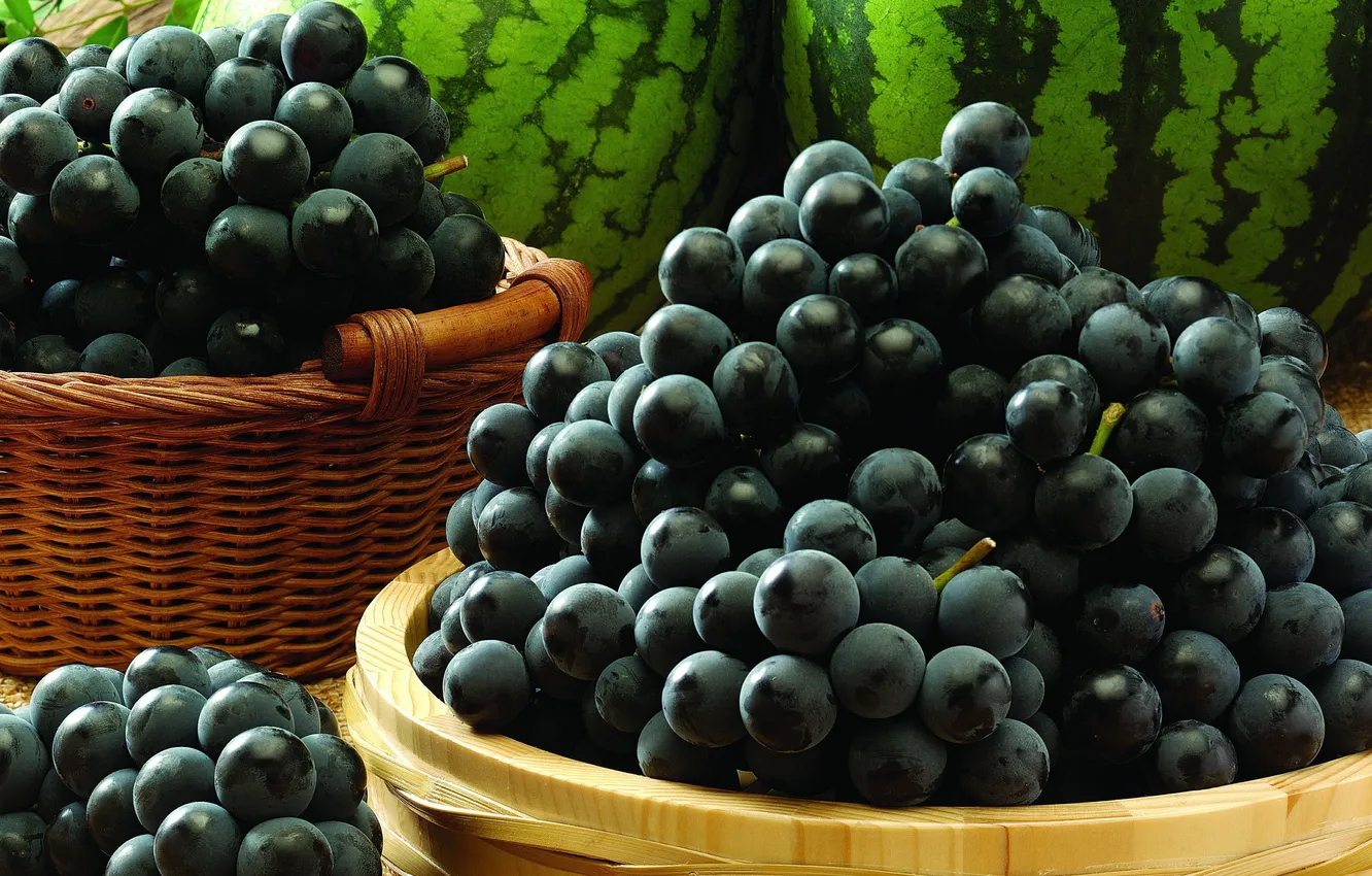 Фото обои ягоды, корзина, арбуз, виноград, гроздь