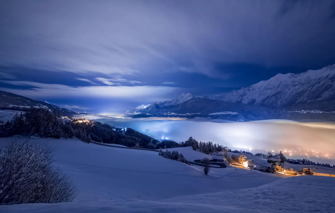 Фото обои зима, снег, горы, ночь, долина, дымка