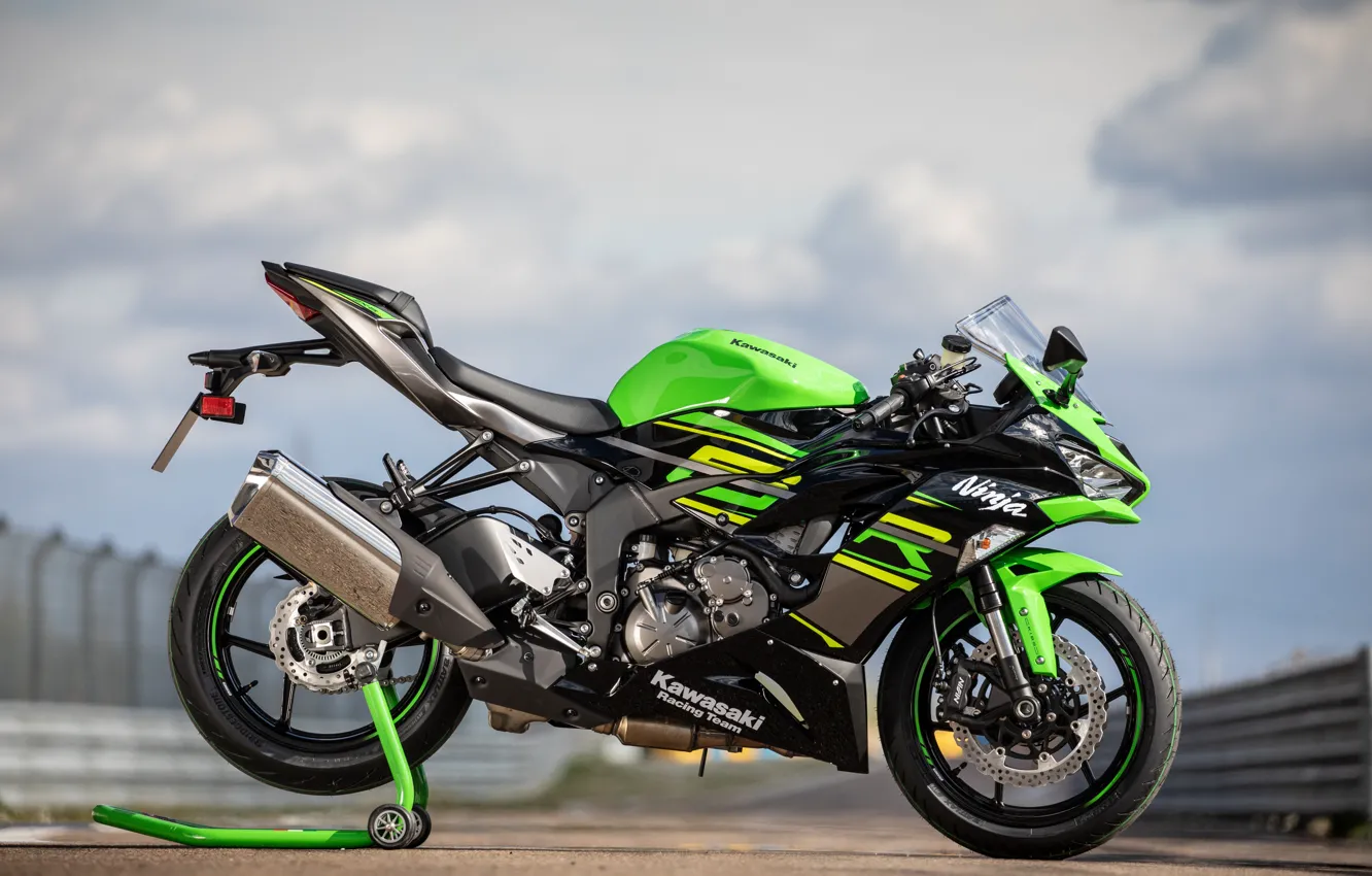 Kawasaki zx6r 2021 черный