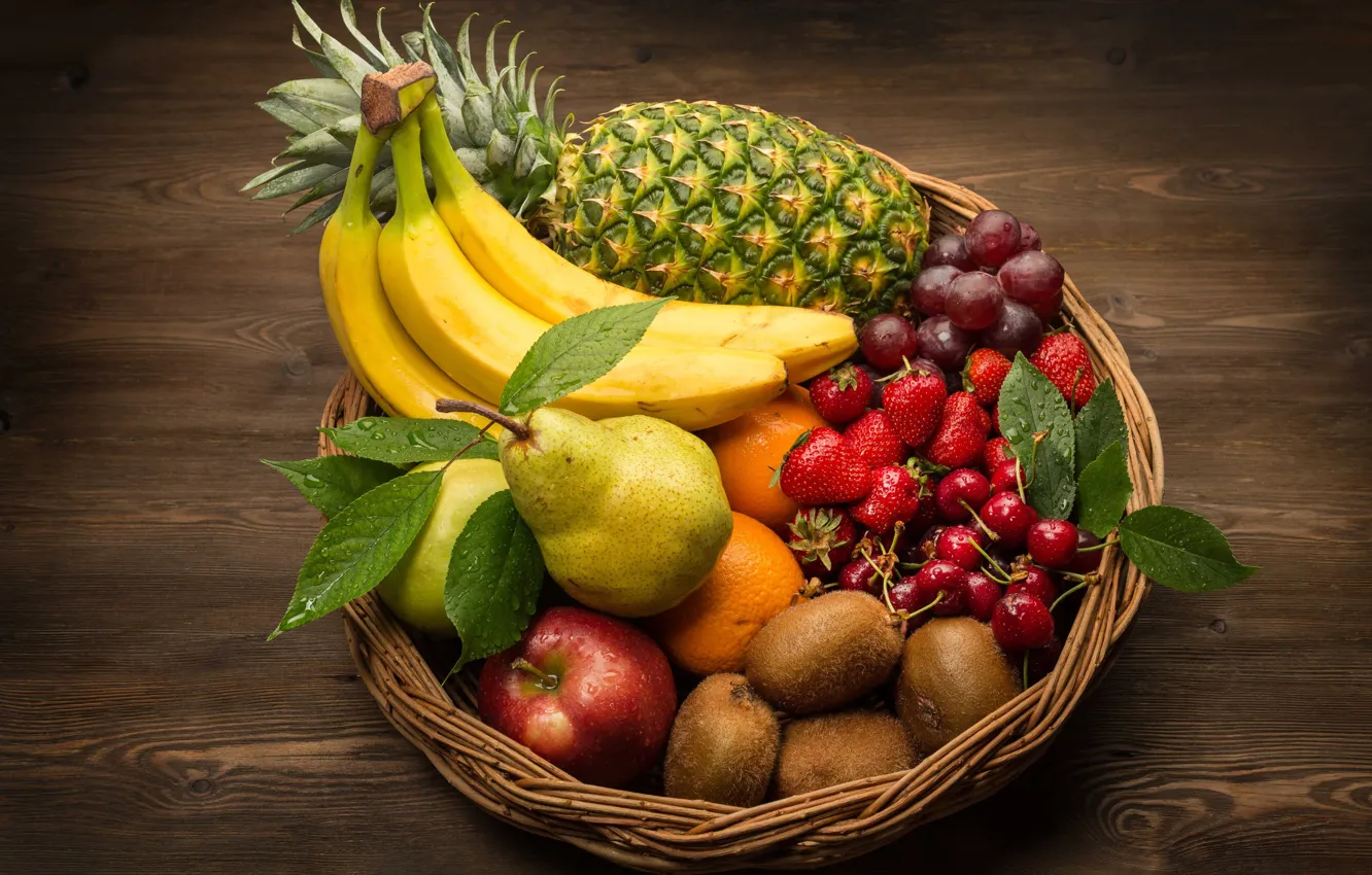 Фото обои корзина, яблоко, апельсин, киви, клубника, виноград, груша, фрукты