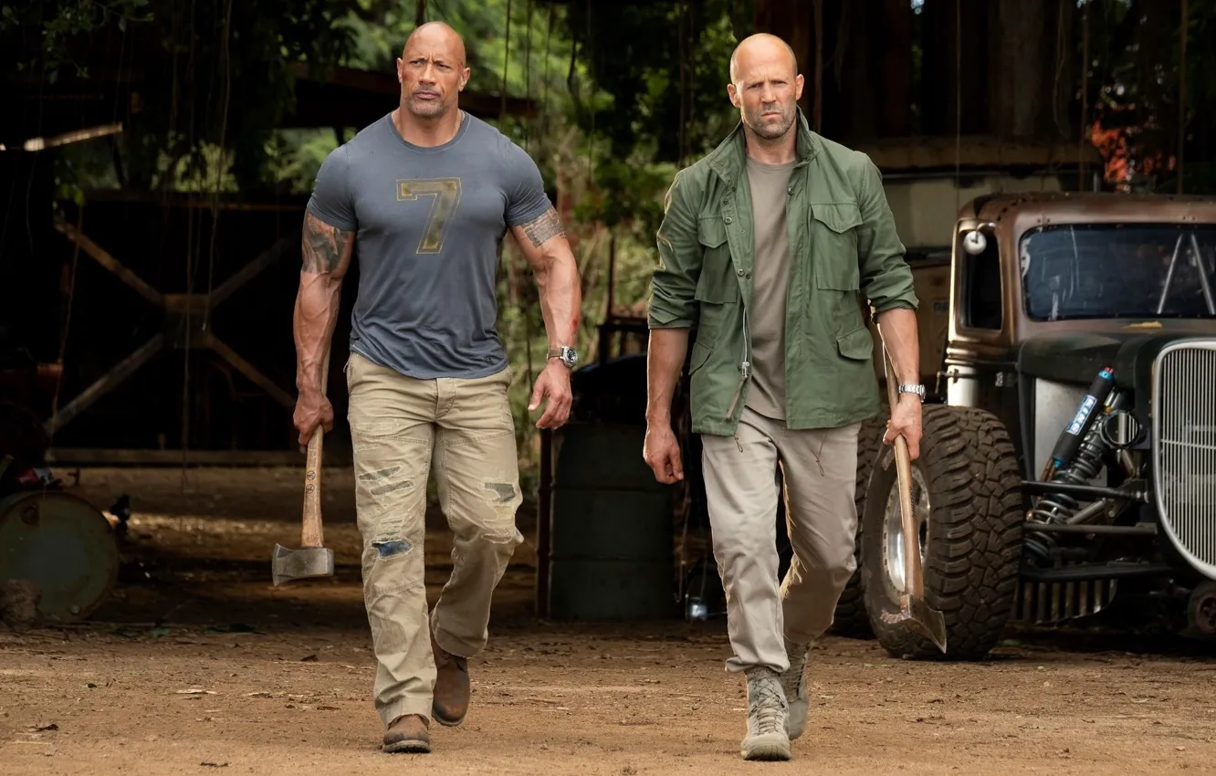 Фото обои топоры, идут, кадр из фильма, Шоу, Хоббс, Fast & Furious Presents: Hobbs & Shaw, Форсаж: …