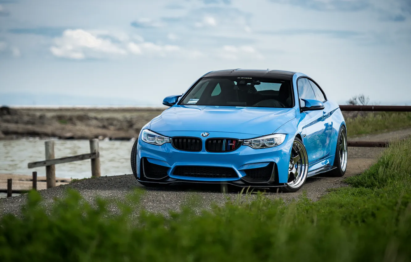Фото обои BMW, BMW M4