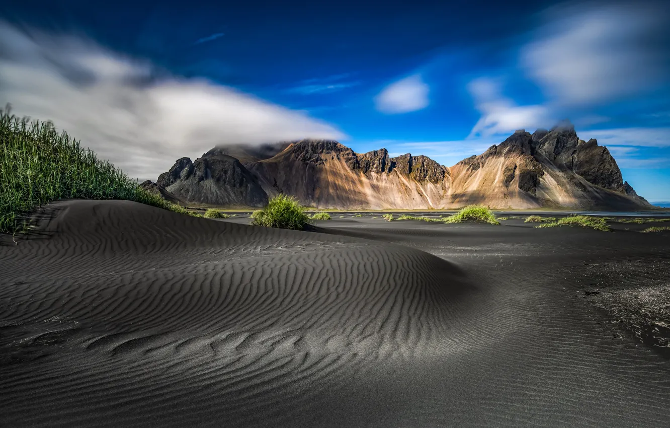 Фото обои трава, пейзаж, горы, природа, Исландия, пески, Vestrahorn, Вестрахорн