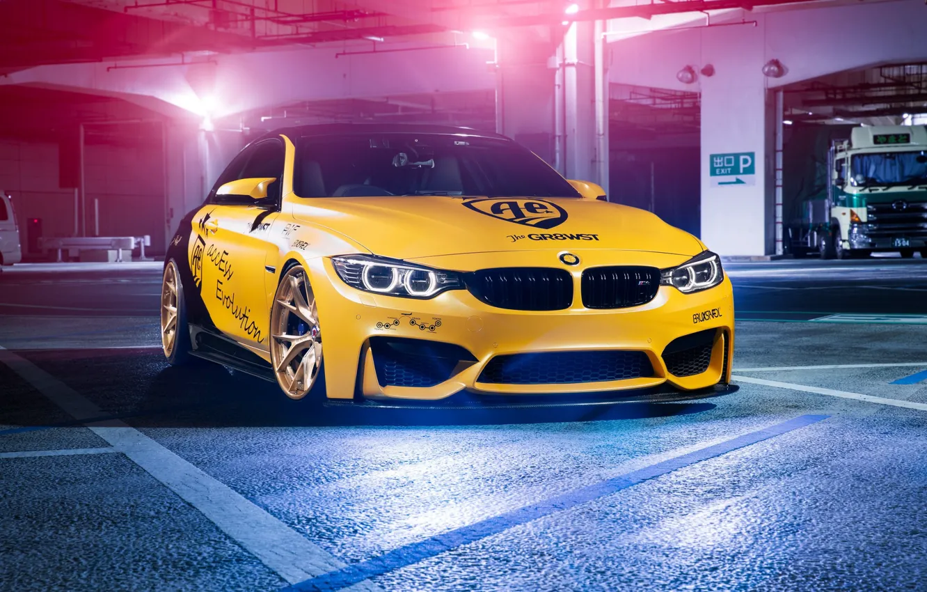 Фото обои BMW, Light, Black, Yellow, F82, Sight, LED